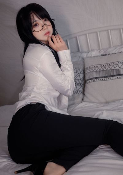 av人妻无码网站_4K免费在线播放