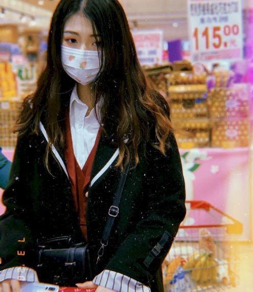 色婷婷成人精品综合一区_蓝光完整在线观看