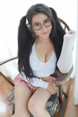 香港三级片三级片久久久_720完整视频观看