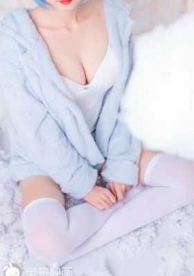 凌晨三点电影高清在线观看中文_1080免费观看韩国
