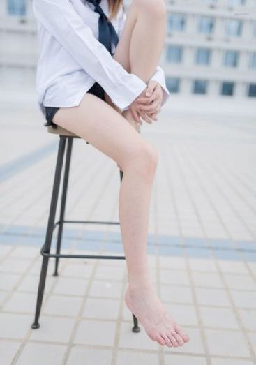 午影院美女上床家里亚洲_90集免费观看