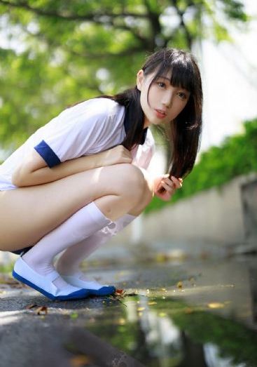 久久人妖_1080P电影完整版