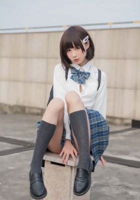 中少妇性饥渴难耐免费视频_蓝光高清完整版